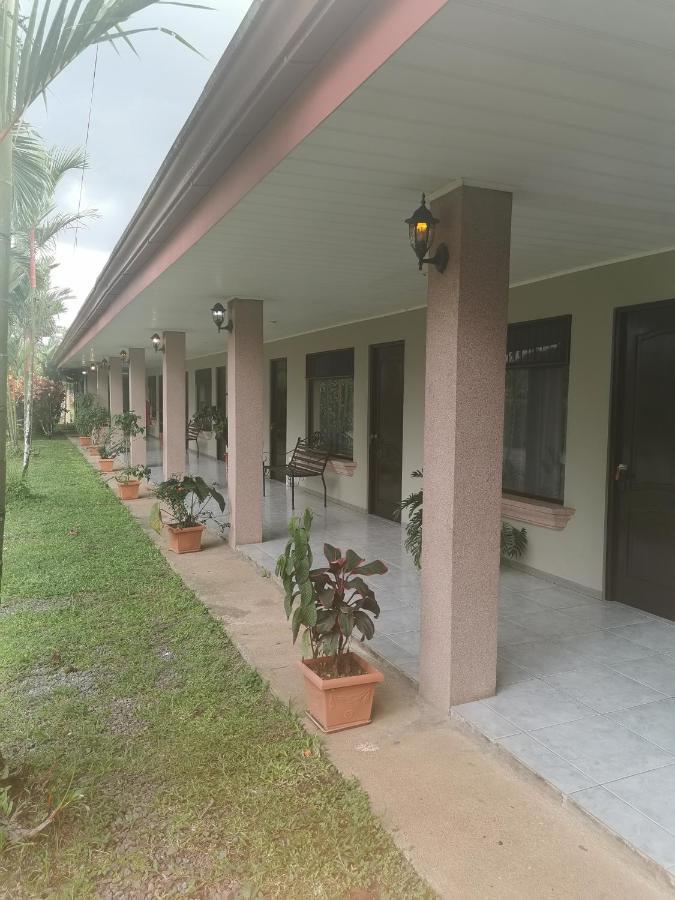 Hotel Vale'S Chiles  Bagian luar foto