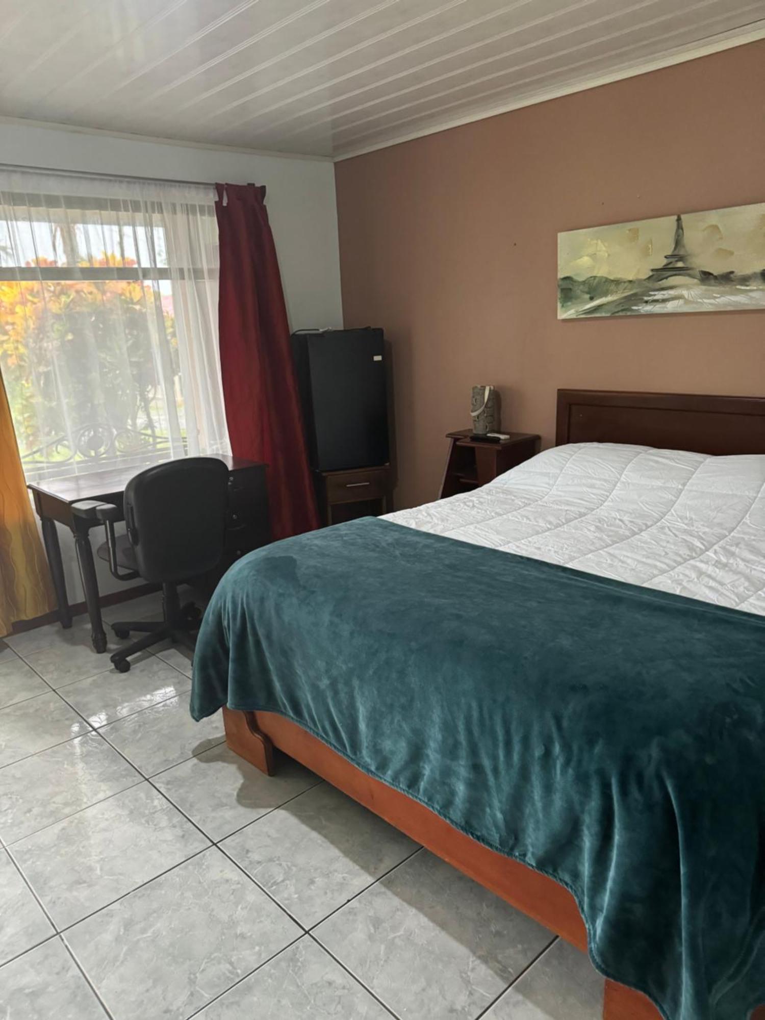Hotel Vale'S Chiles  Bagian luar foto