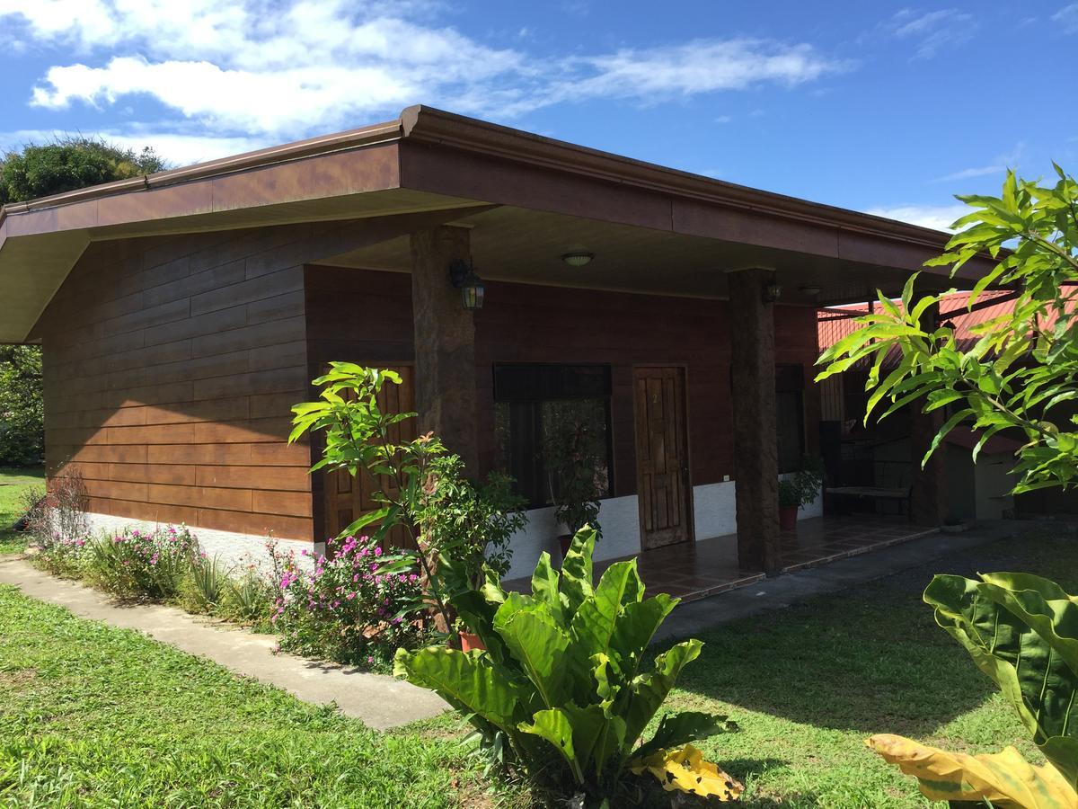 Hotel Vale'S Chiles  Bagian luar foto